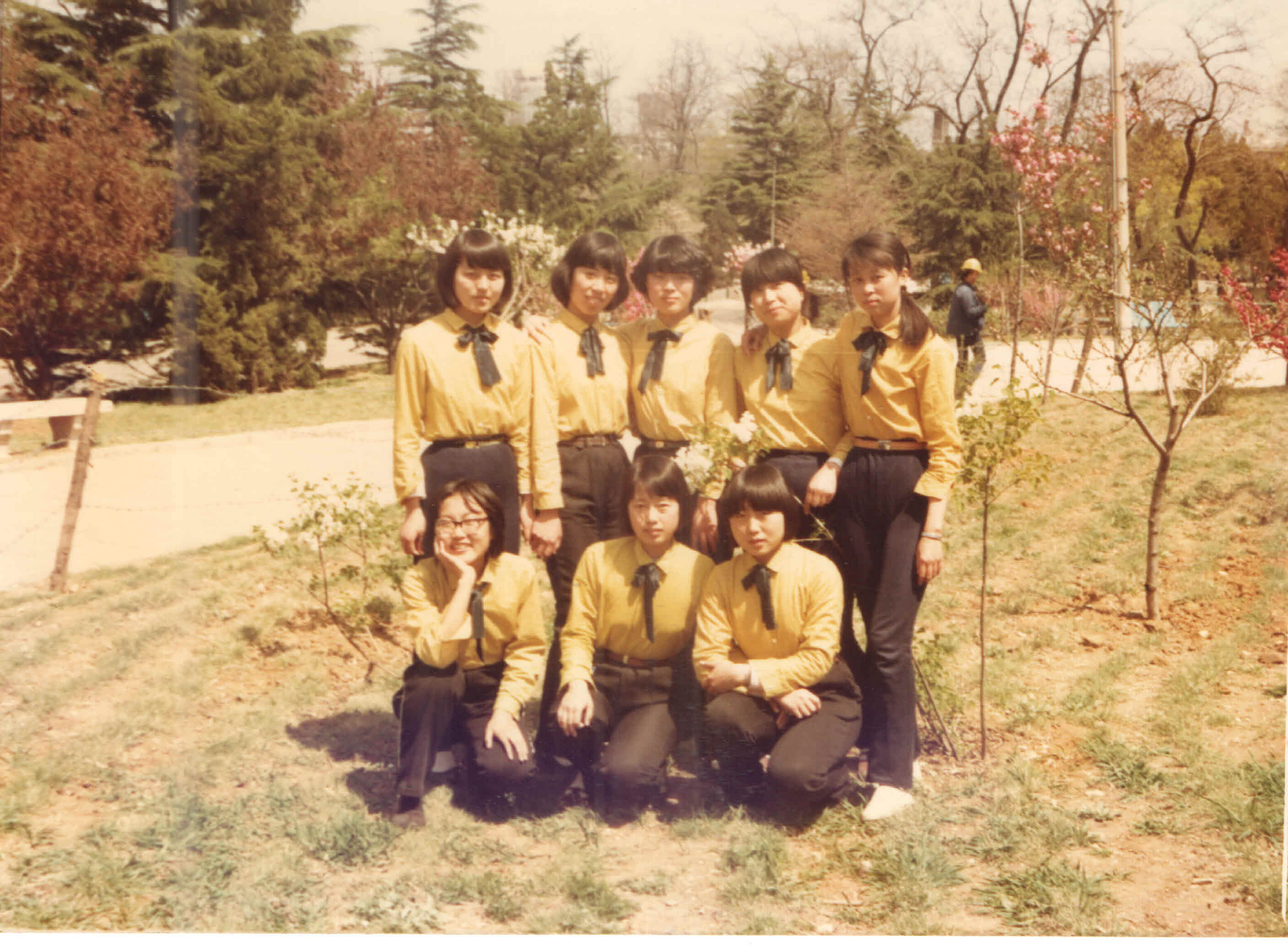 【寻找青春记忆,献礼建党百年】百名环境校友用老照片讲述年代记忆